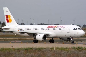 Iberia Express lanza nuevas rutas a Palermo y Mikonos